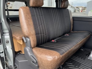 ハイエースバンキャンプ　アウトドア　レジャー　４ＷＤ　ＳＵＶ