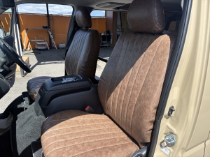 ハイエースバンキャンプ　アウトドア　レジャー　４ＷＤ　ＳＵＶ