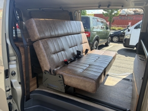 ハイエースバンキャンプ　アウトドア　レジャー　４ＷＤ　ＳＵＶ