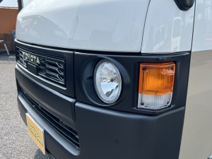 ハイエースバン新車ハイエースDX　丸目カスタム