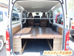 ハイエースバン新車ハイエースDX　丸目カスタム