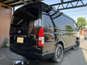 ハイエースワゴン１０人乗り　車中泊できる街乗り仕様車