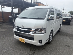 ハイエースワゴン１０人乗り　車中泊できる街乗り仕様車