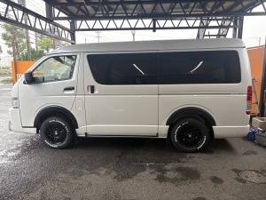 ハイエースワゴン１０人乗り　車中泊できる街乗り仕様車