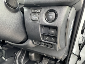 ハイエースバン改良後モデル　9型　ディーゼル