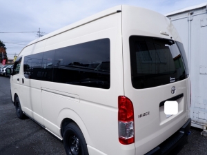ハイエースバンスパロン　4WD　ディーゼル