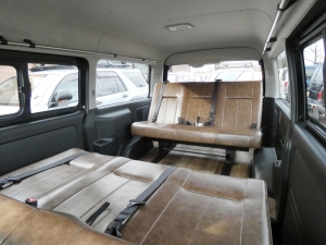 ハイエースバンflexdreamライトキャンピングカーFD-BOX5　8人乗り仕様車