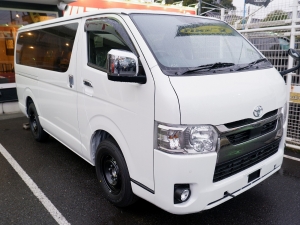ハイエースバン特別仕様車ダークプライム2