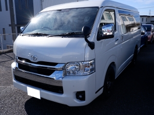 ハイエースＷ新車コンプリート　ハイエースワゴン２ＷＤ