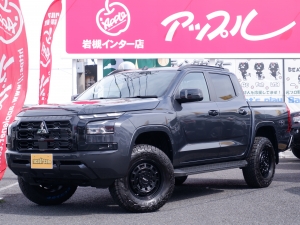 トライトン特別仕様車　BLACK