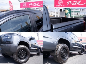トライトン特別仕様車　BLACK
