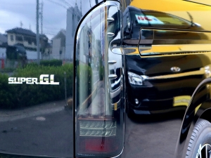 ハイエースバンバン　４ナンバー　ベッド　スーパーＧＬ