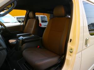ハイエースバン新車：ハイエースバン４ＷＤ