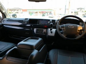 ハイエースワゴン新車：ハイエースワゴン