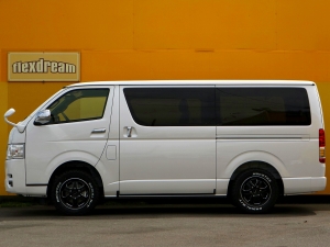 ハイエースバン新車：ハイエースバン４ＷＤ