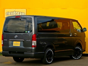 ハイエースバン新車：ハイエースバン４WD