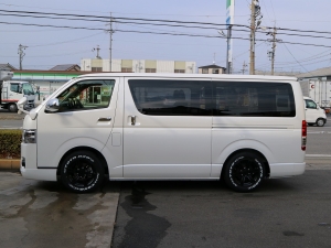 ハイエースバンバン　４ナンバー　ベッド　スーパーＧＬ
