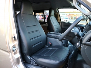 ハイエースバンスパロン　4WD　ディーゼル　新車コンプリート　