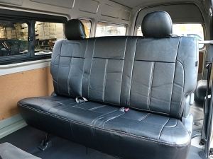 ハイエースバンスパロン　4WD　ディーゼル　新車コンプリート　