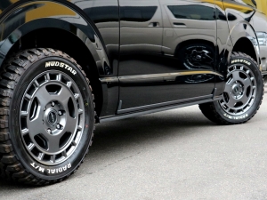 ハイエースバン新車　ハイエースバン　４ＷＤ　即納車