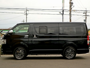 ハイエースバン新車　ハイエースバン　４ＷＤ　即納車