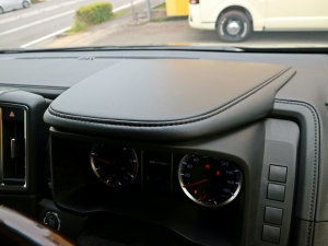 ハイエースワゴン新車アウトレット東京モーターショー　ハイエース300系　新型