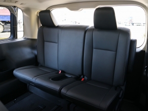 ハイエースワゴン新車アウトレット東京モーターショー　ハイエース300系　新型
