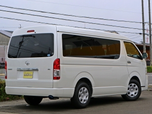 ハイエースワゴン車中泊　ピクニック　ベッドキット