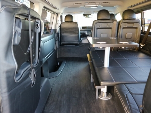 ハイエースワゴン車中泊　ピクニック　ベッドキット