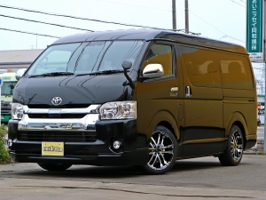 ハイエースワゴン１０人乗り　３ナンバー　カスタム新車