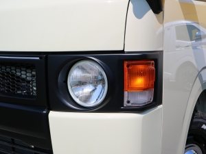ハイエースバン丸目ハイエース　FD-Classic　クラシック