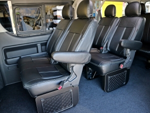 ハイエースワゴン新車コンプリート　ハイエースワゴン２ＷＤ