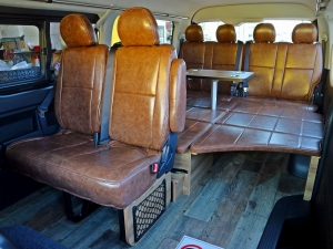 ハイエースワゴン車中泊　ピクニック　ベッドキット