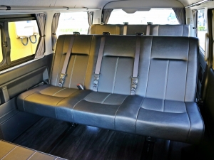 ハイエースワゴン車中泊　ピクニック　フルフラット
