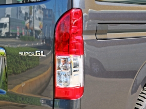 ハイエースバン一部改良後 安全装備追加 特別仕様車