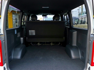 ハイエースバン一部改良後 安全装備追加 特別仕様車