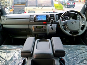 ハイエースバン一部改良後 安全装備追加 特別仕様車