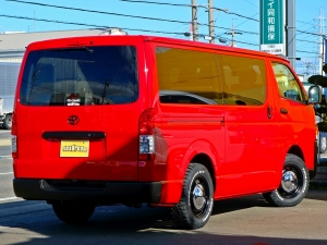 ハイエースバン丸目カスタム　消防レッド　ネオクラシック