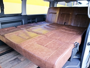 ハイエースワゴン新車コンプリート　ハイエースワゴン２ＷＤ