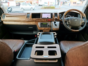 ハイエースワゴン新車コンプリート　ハイエースワゴン２ＷＤ