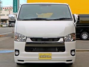 ハイエースバンバン　カスタム　ホイール　エアロ　新車