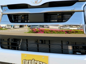 ハイエースバンアウトドア　キャンプ　車中泊　バンライフ　１BOX　ベッド　キャンピングカー