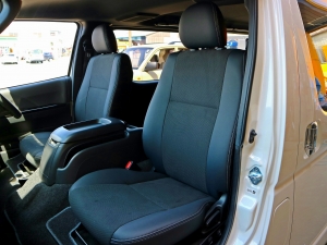 ハイエースバンアウトドア　キャンプ　車中泊　バンライフ　１BOX　ベッド　キャンピングカー