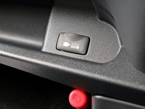 ハイエースワゴン3列シート ロングスライドが人気のFD-BOX3