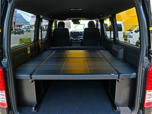 ハイエースバン 安全装備追加 特別仕様車