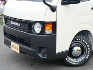 ハイエースバン新車アウトレットキャンプ　車中泊　アウトドア　レジャー　内装架装