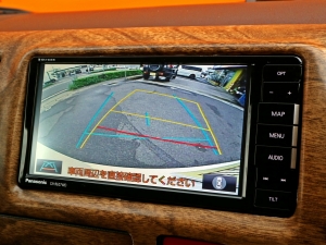 ハイエースバンキャンプ　車中泊　アウトドア　レジャー　内装架装