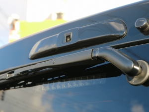 ハイエースバンキャンプ　車中泊　アウトドア　レジャー　内装架装