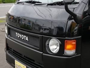 ハイエースバンキャンプ　車中泊　アウトドア　レジャー　内装架装
