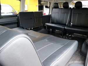 ハイエースワゴンキャンプ　車中泊　アウトドア　レジャー　内装架装